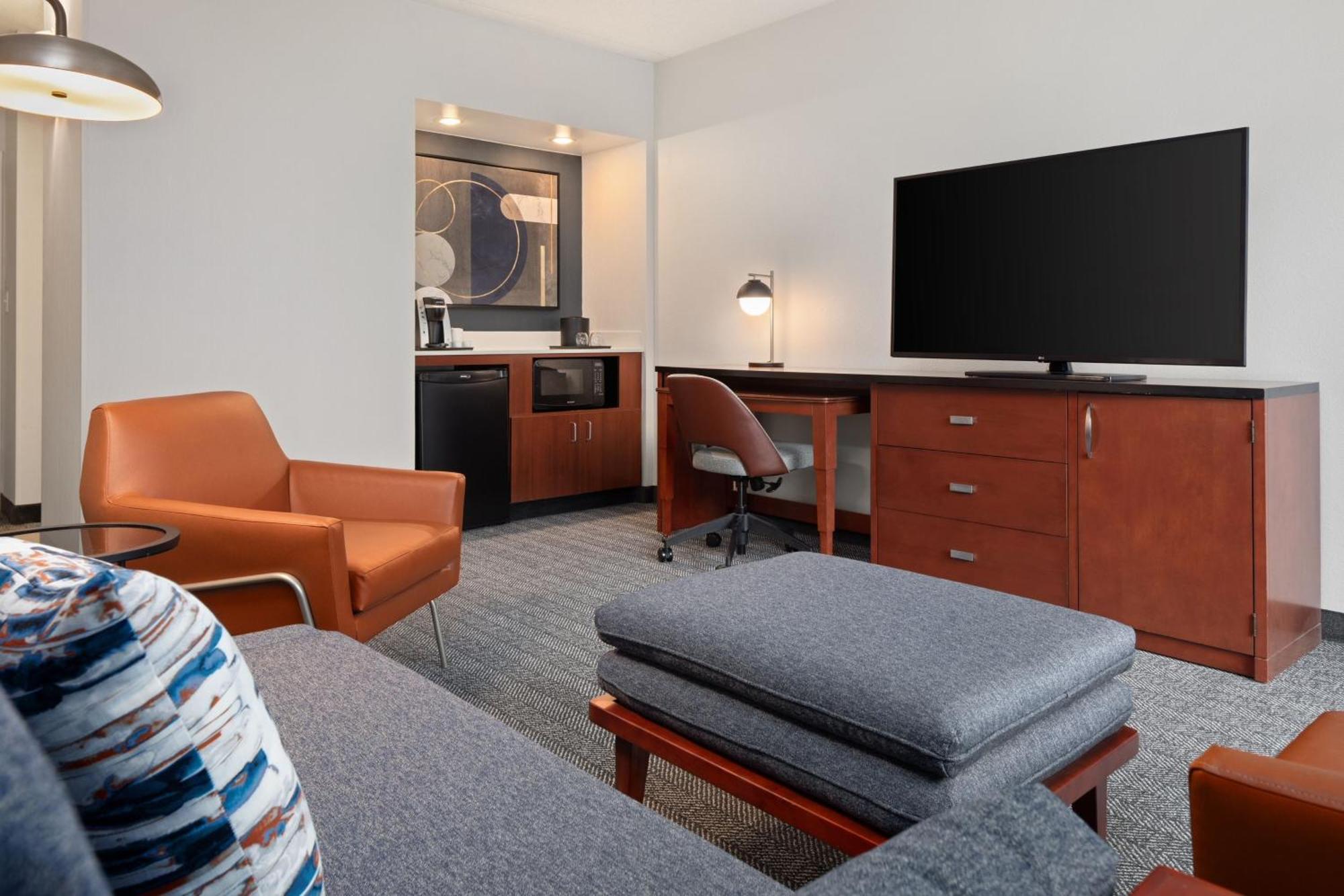 Hotel Courtyard By Marriott Chicago Waukegan / Gurnee Esterno foto